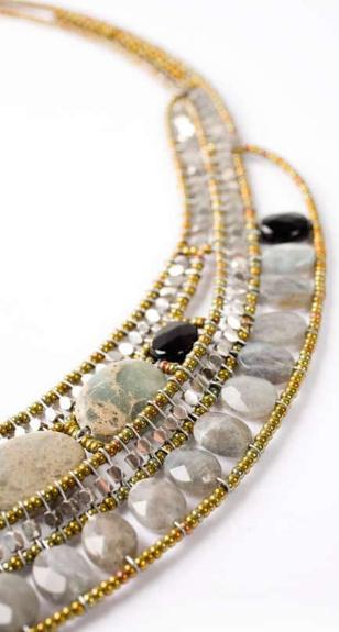This Ziio necklaces is made with sterling silver, labradorite, agate and other semi-precious stones. This artisan Italian necklace is part of Salang's extensive collection of Ziio jewelry.