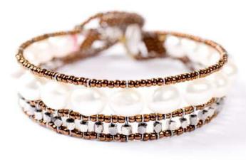 Pearl bracelet by Ziio
